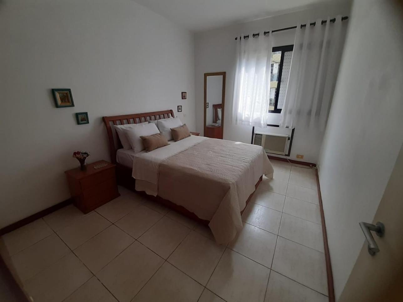 Na Da Barra Da Tijuca ,posto 6 Aptº Inteiro Ate 4 Pessoas Apartment